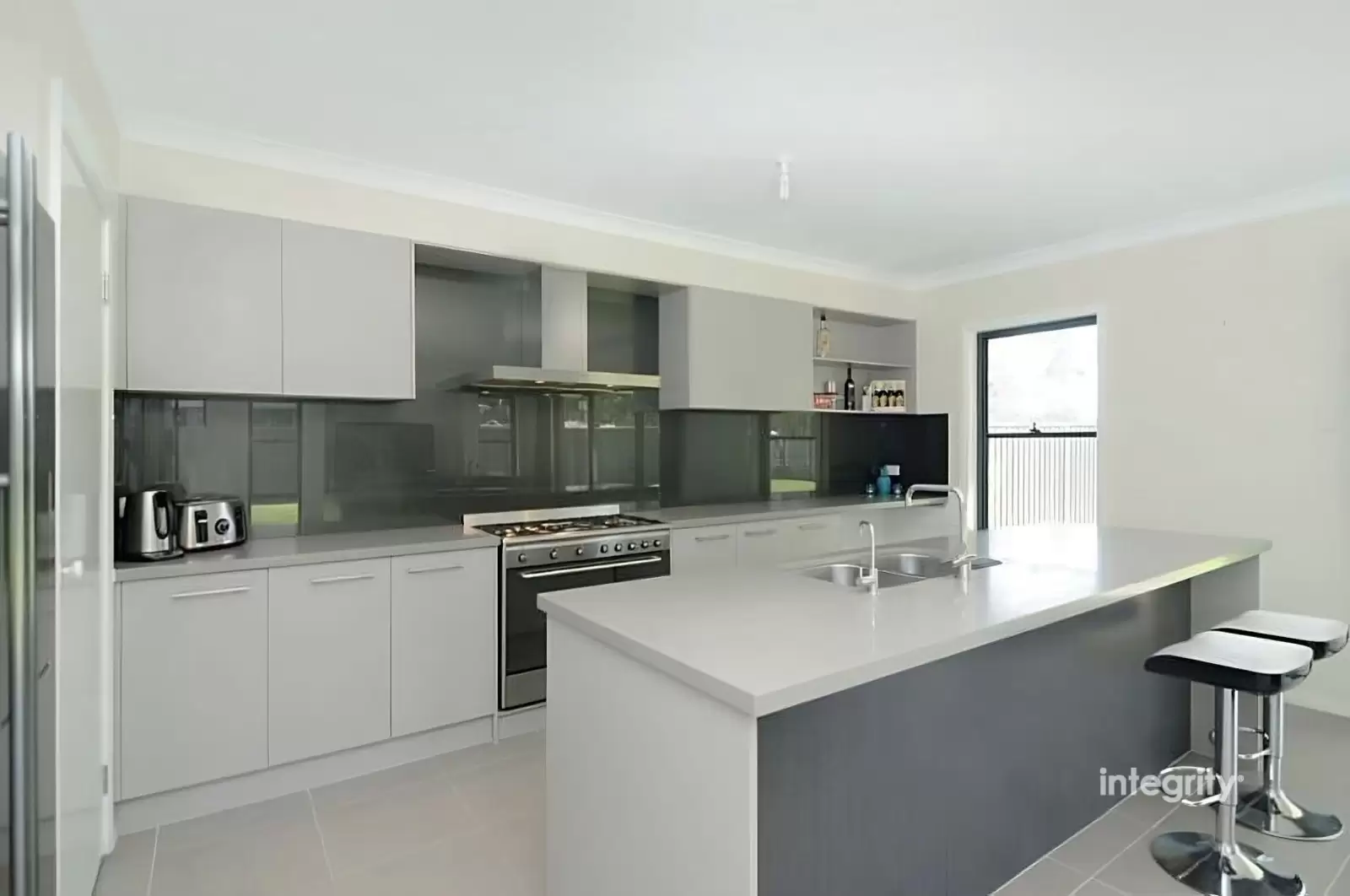 26 Bowerbird Street, South Nowra Sold by Integrity Real Estate - image 3