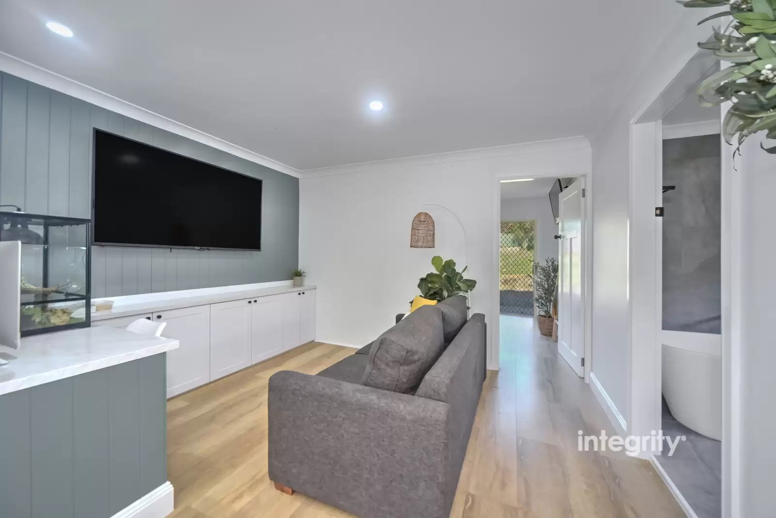 8 Burton Street, Nowra Sold by Integrity Real Estate - image 4
