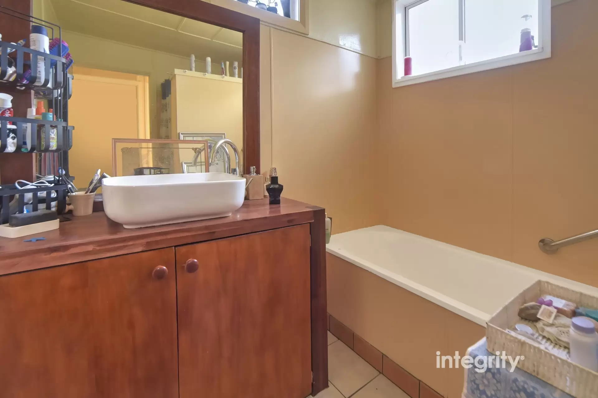 5  Tanang Street, Bomaderry Sold by Integrity Real Estate - image 17