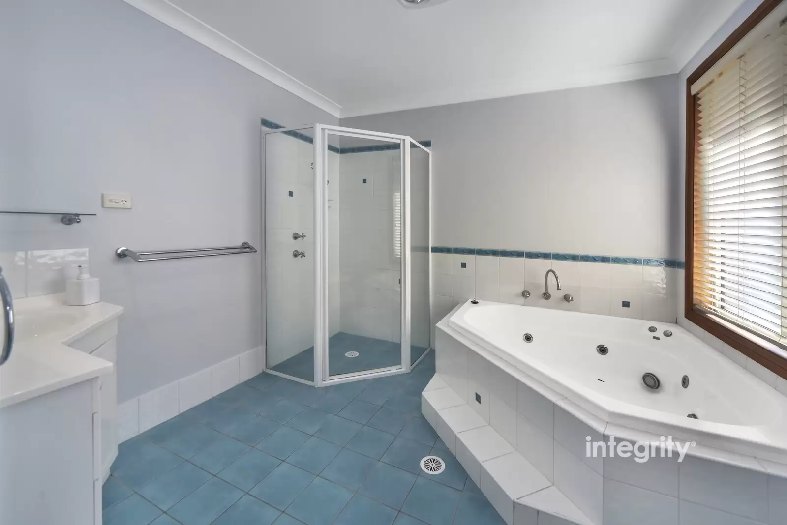 116 Rayleigh Drive, Worrigee Sold by Integrity Real Estate - image 7