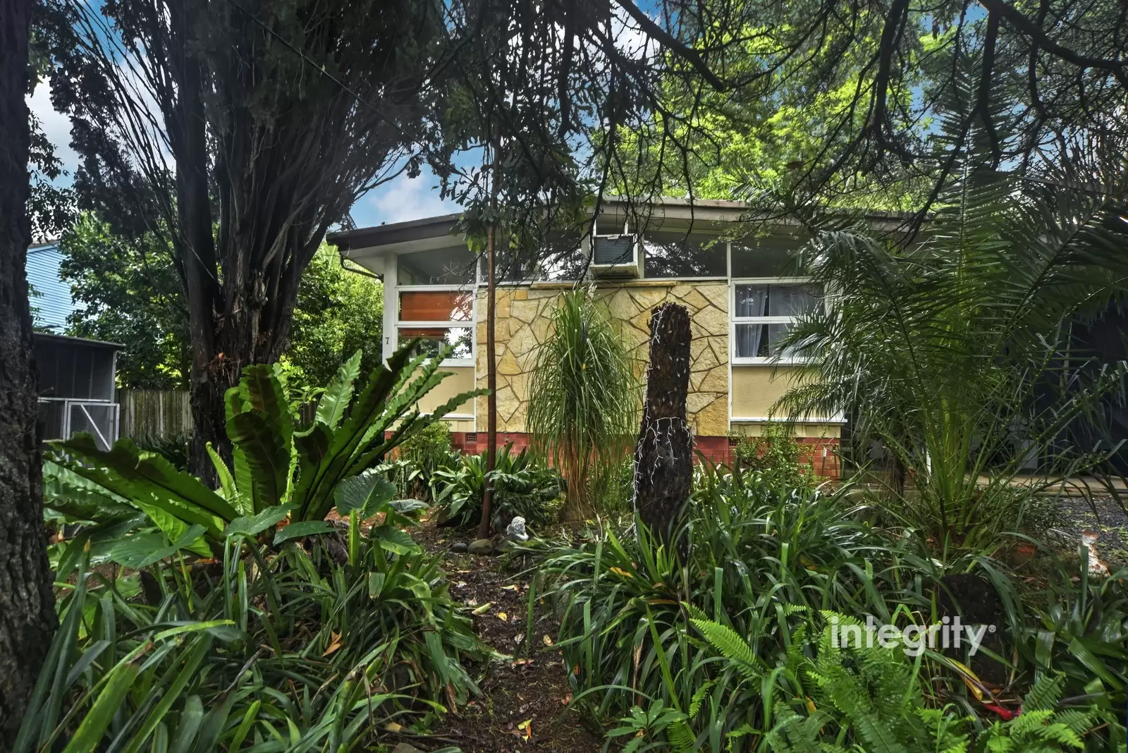 7 Numrock Street, Bomaderry Sold by Integrity Real Estate - image 9
