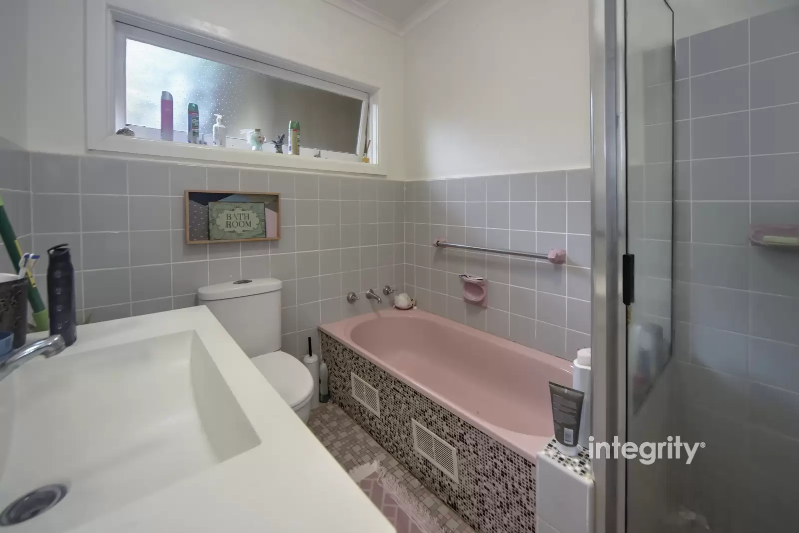 7 Numrock Street, Bomaderry Sold by Integrity Real Estate - image 8