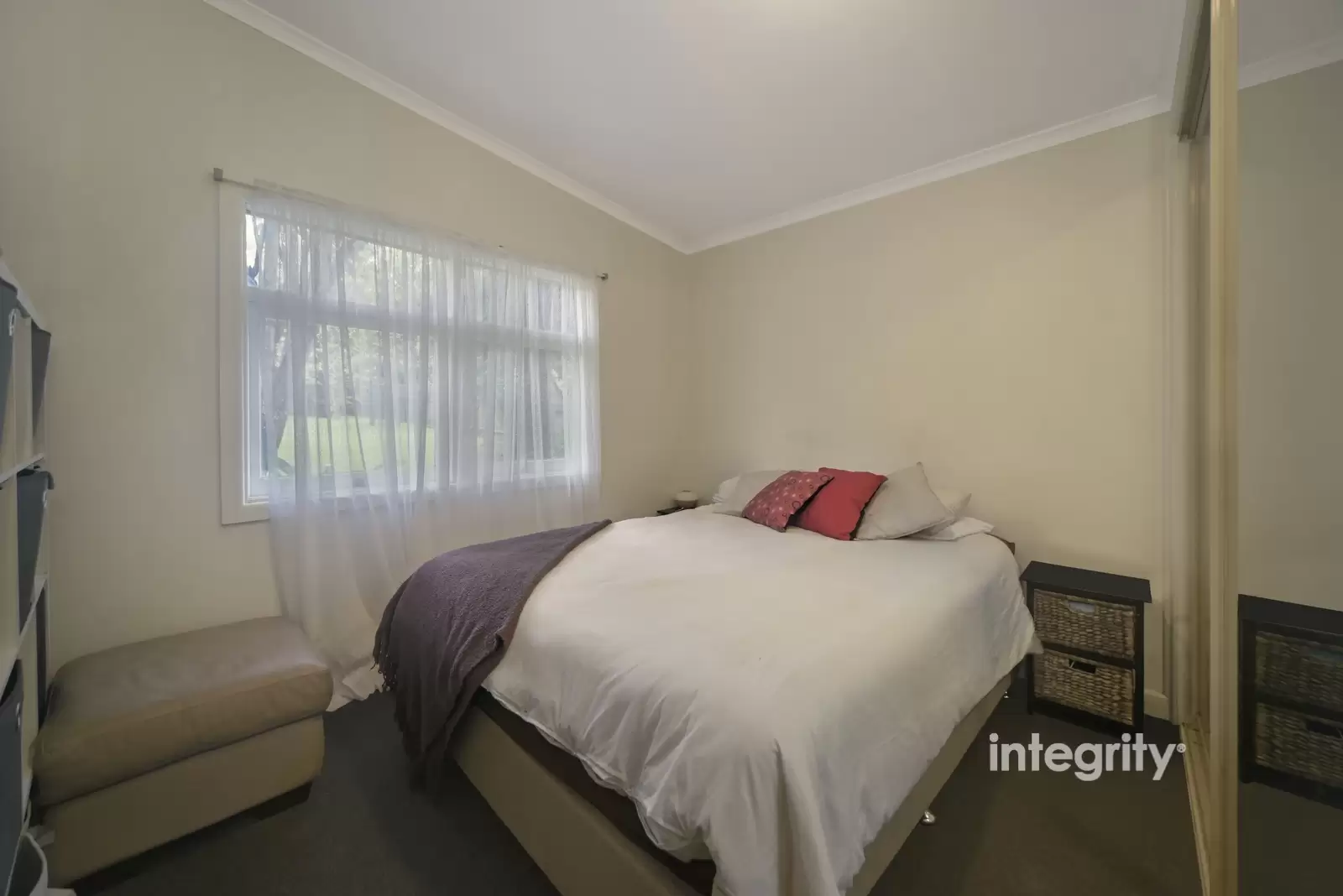 7 Numrock Street, Bomaderry Sold by Integrity Real Estate - image 7
