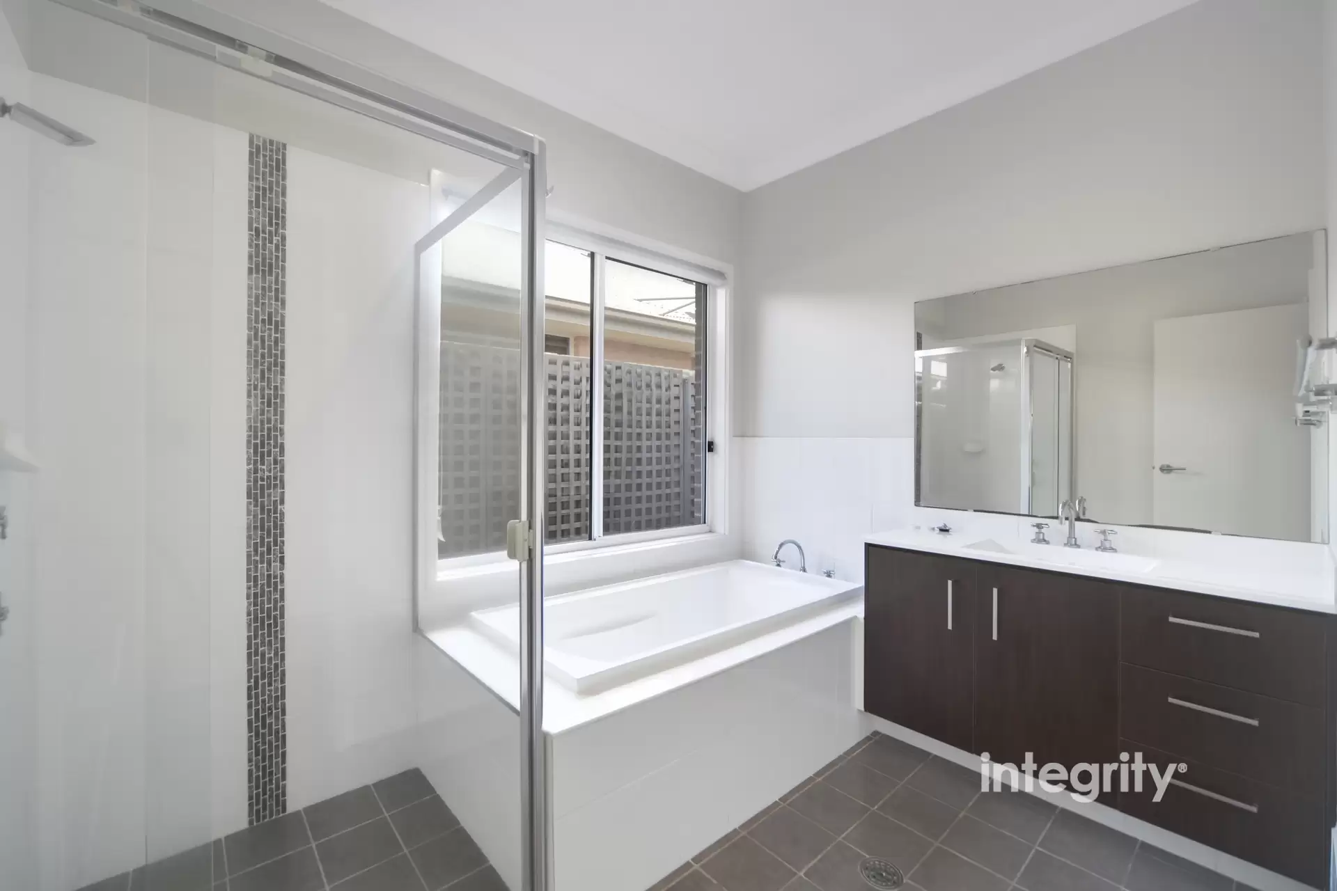 8 Bayswood Avenue, Vincentia Sold by Integrity Real Estate - image 10