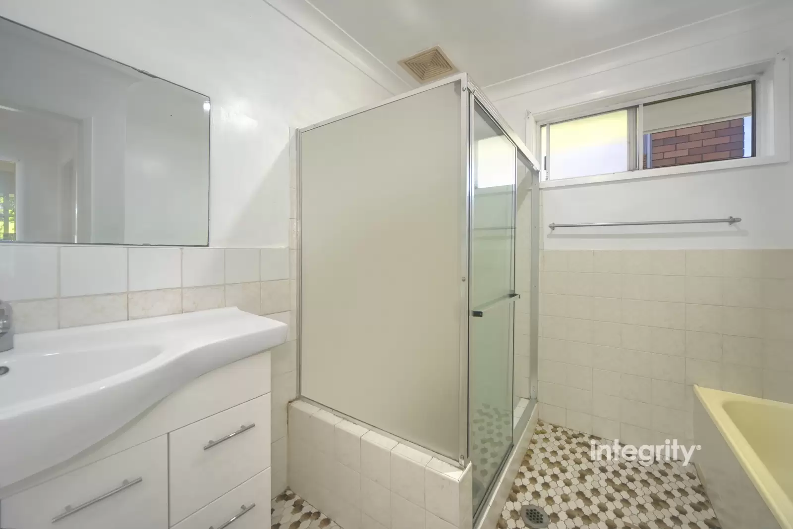 17 Elder Crescent, Nowra Sold by Integrity Real Estate - image 7