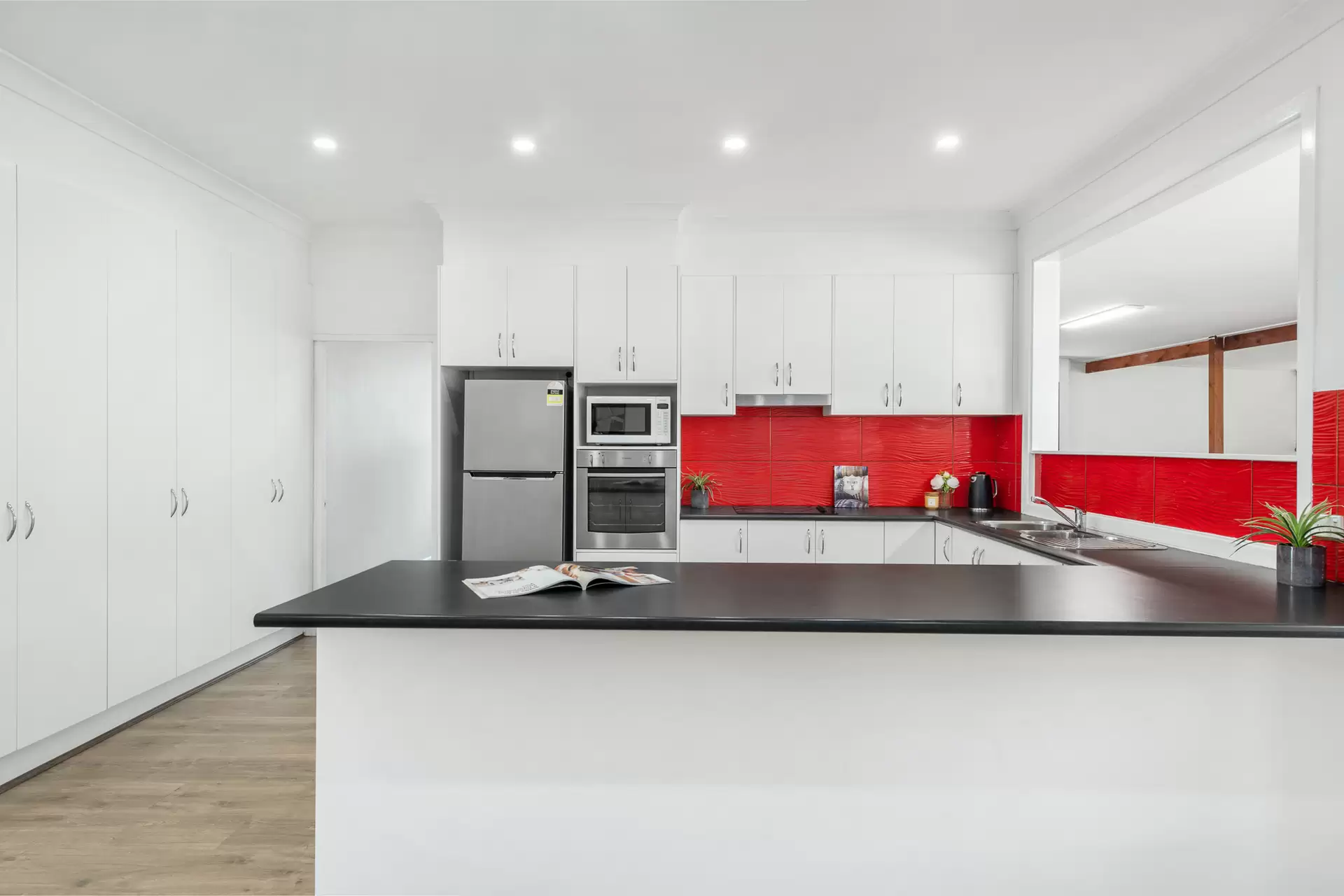 15 Elizabeth Avenue, Nowra Leased by Integrity Real Estate - image 5