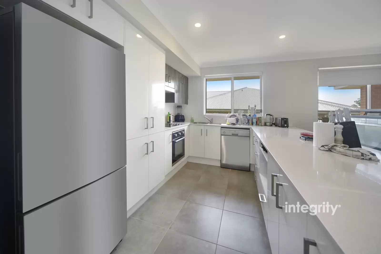 7 Manoora Way, Nowra Sold by Integrity Real Estate - image 3
