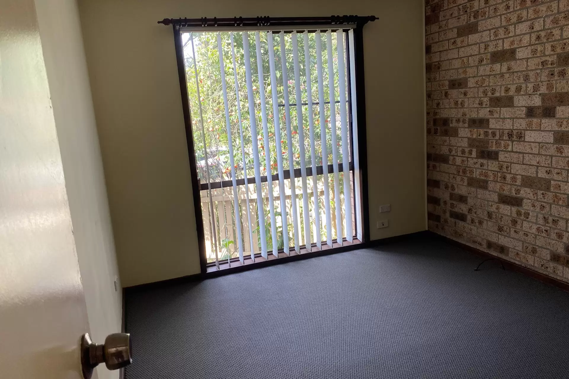 2/3 Burton Street, Nowra Leased by Integrity Real Estate - image 3