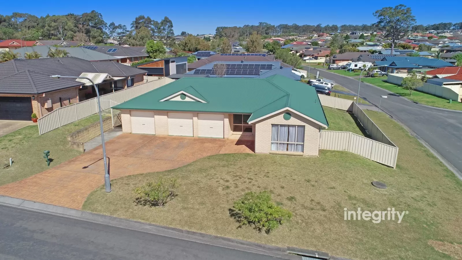 2 Junee Link, Nowra Sold by Integrity Real Estate - image 2