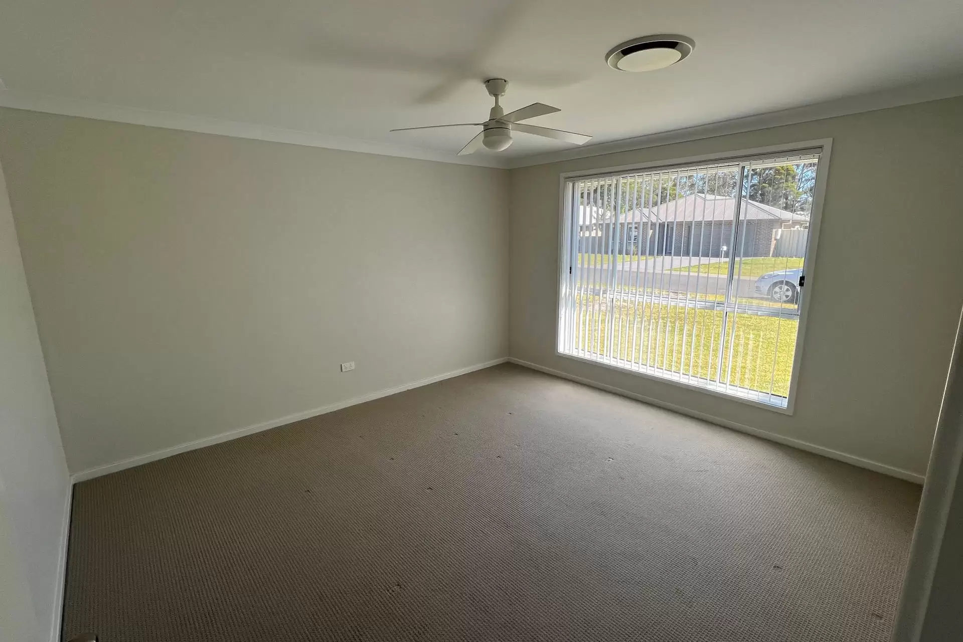 15 Caladenia Crescent, South Nowra Leased by Integrity Real Estate - image 3