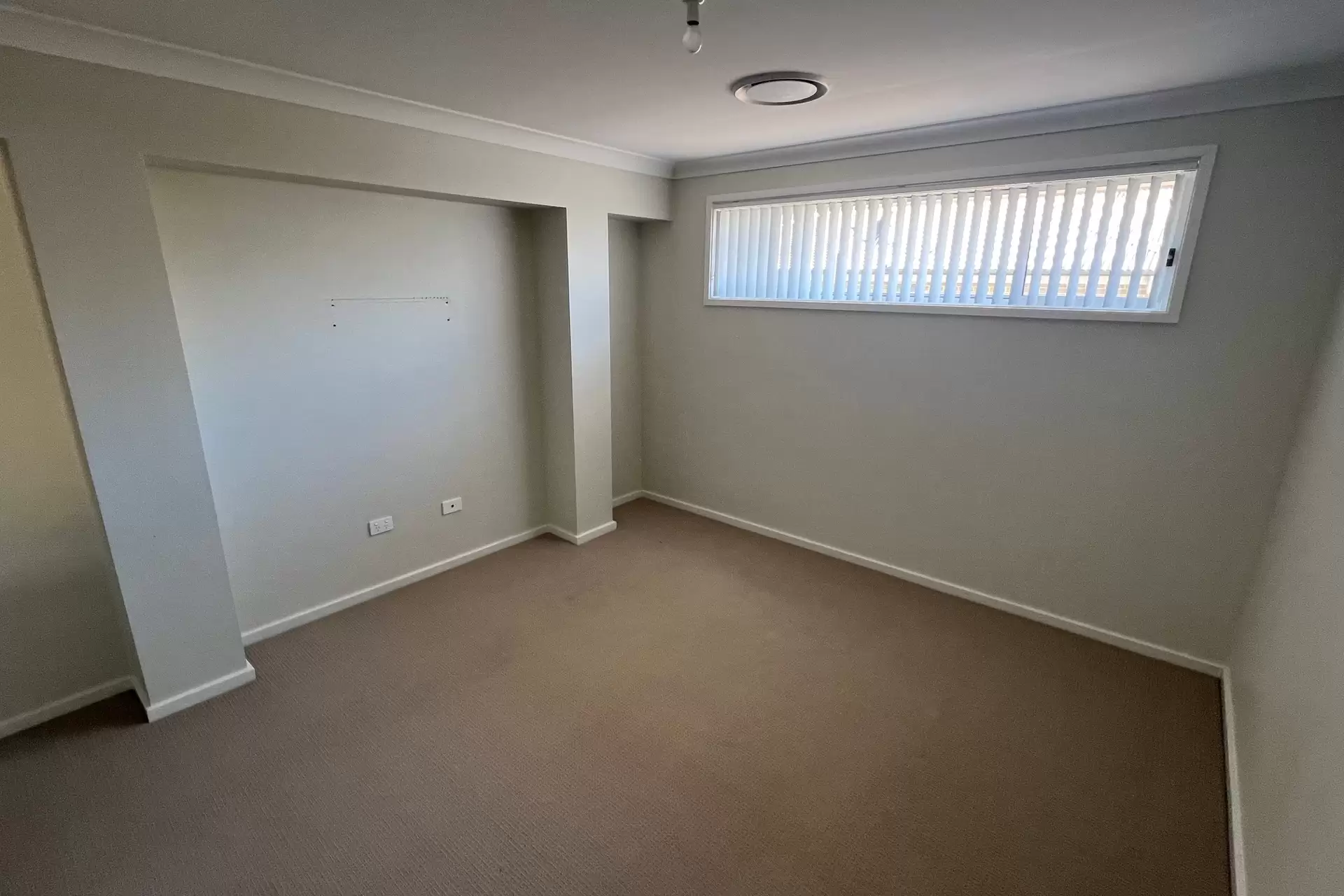 15 Caladenia Crescent, South Nowra Leased by Integrity Real Estate - image 2