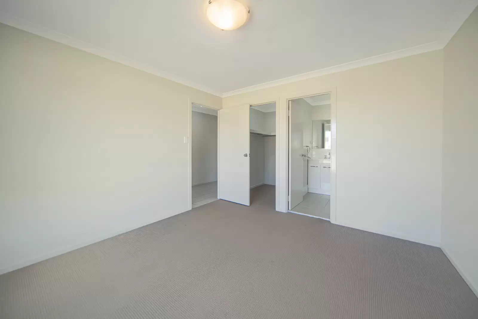36 Caladenia Crescent, South Nowra Leased by Integrity Real Estate - image 4