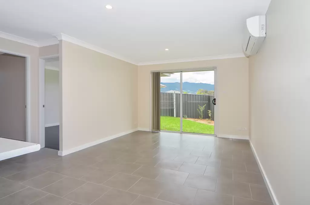 2/17 Banool Circuit, Bomaderry Leased by Integrity Real Estate - image 3
