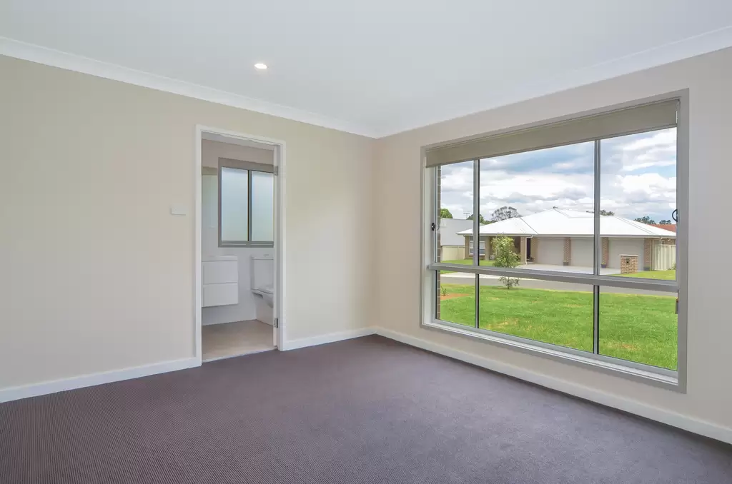 2/17 Banool Circuit, Bomaderry Leased by Integrity Real Estate - image 2