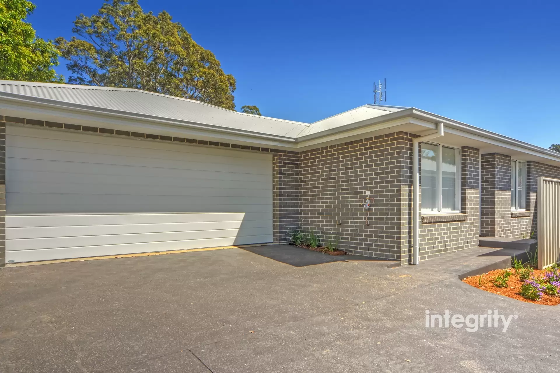 6/75 Albatross Road, West Nowra Leased by Integrity Real Estate - image 1