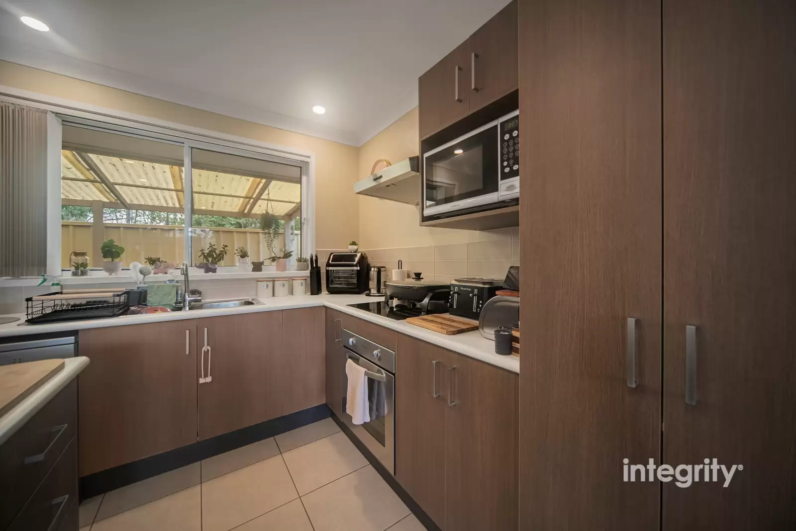 2/20 Lightwood Drive, West Nowra Sold by Integrity Real Estate - image 5