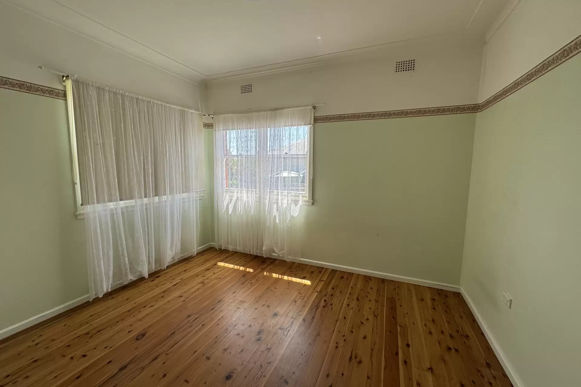 84 Jervis Street, Nowra Leased by Integrity Real Estate - image 5