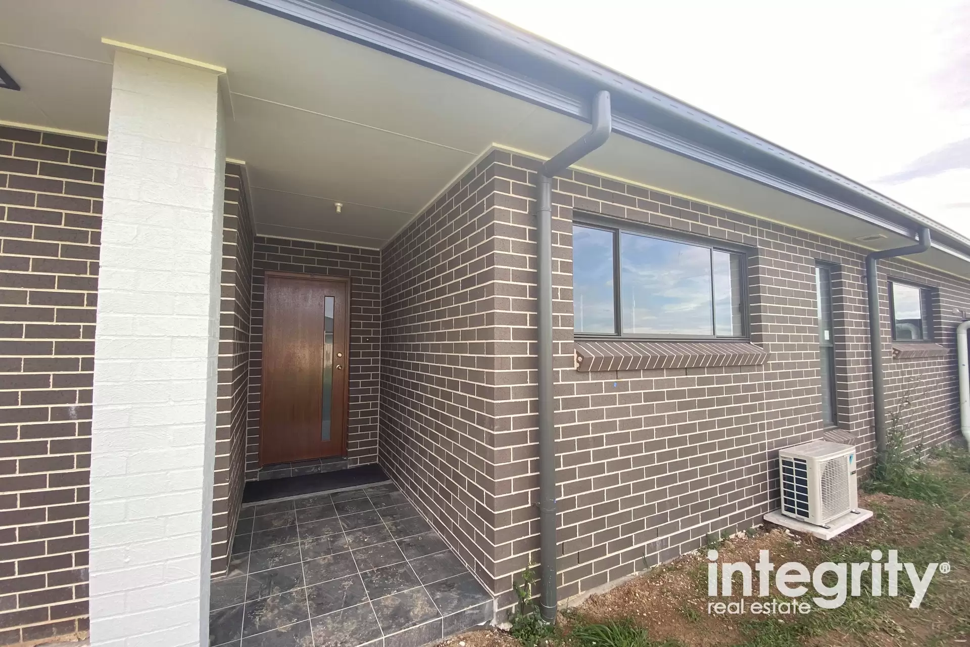 6A Jindalee Crescent, Nowra Leased by Integrity Real Estate - image 1
