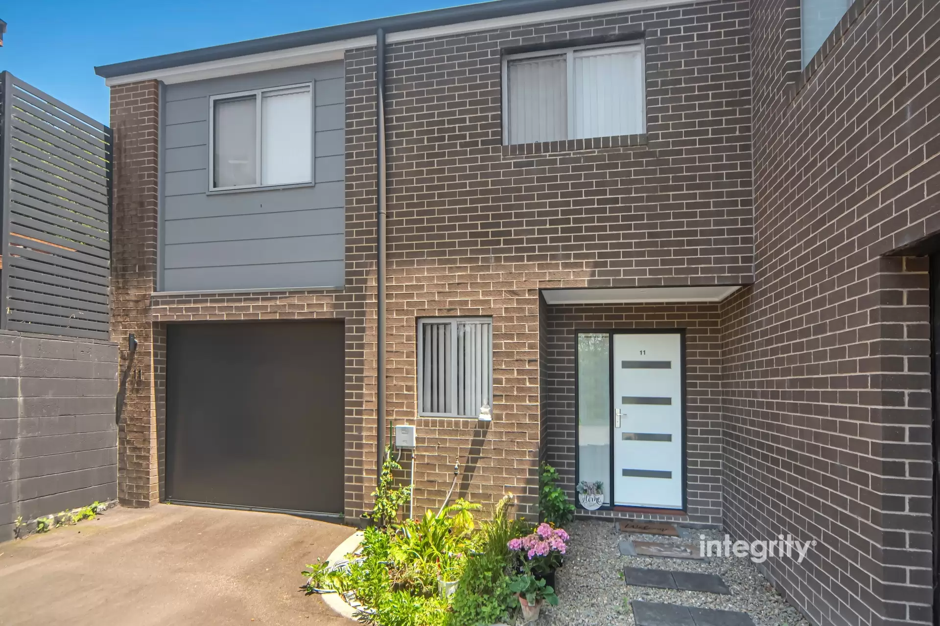 11/76 Brinawarr Street, Bomaderry Sold by Integrity Real Estate - image 2