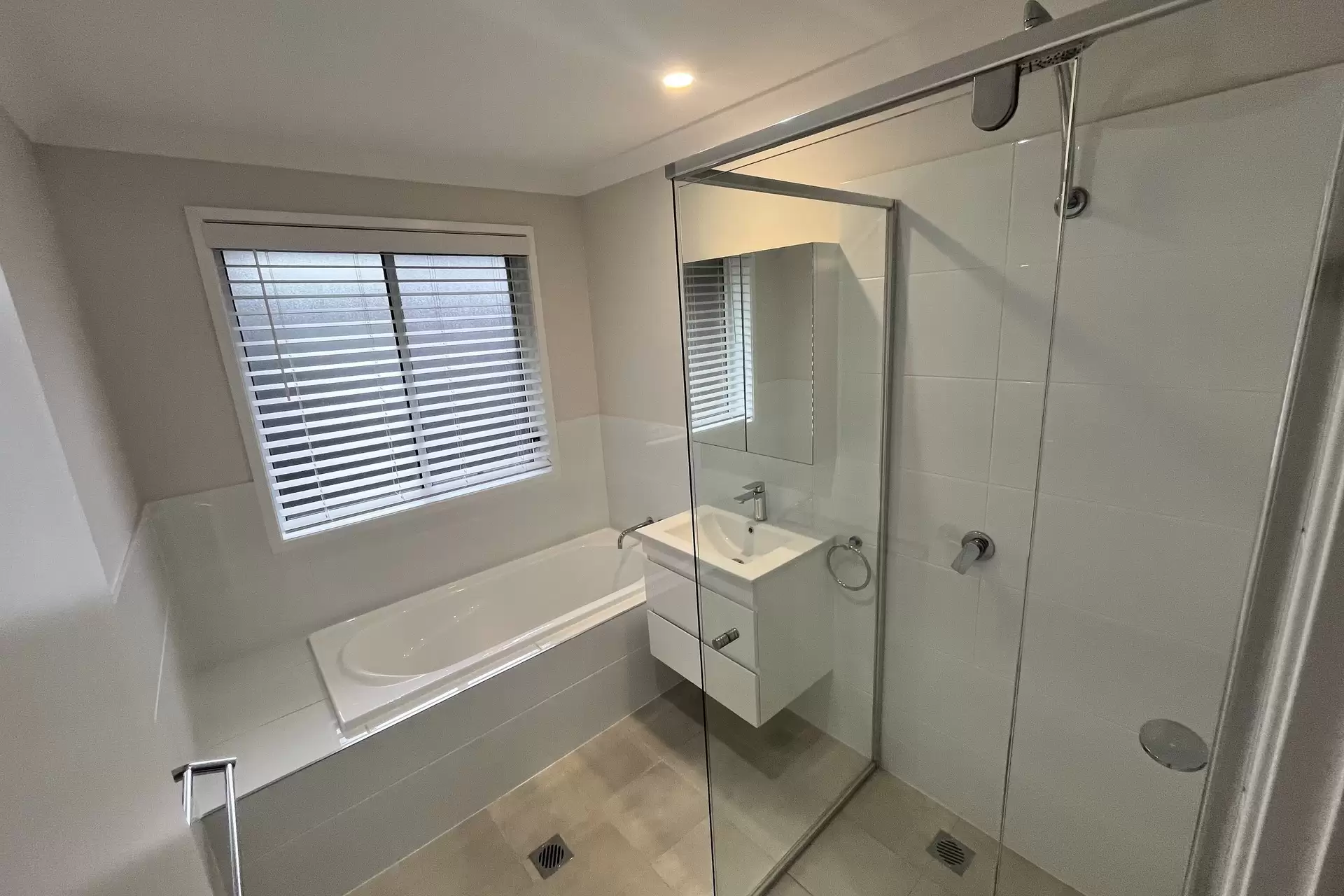 8/50 Isa Road, Worrigee Leased by Integrity Real Estate - image 9