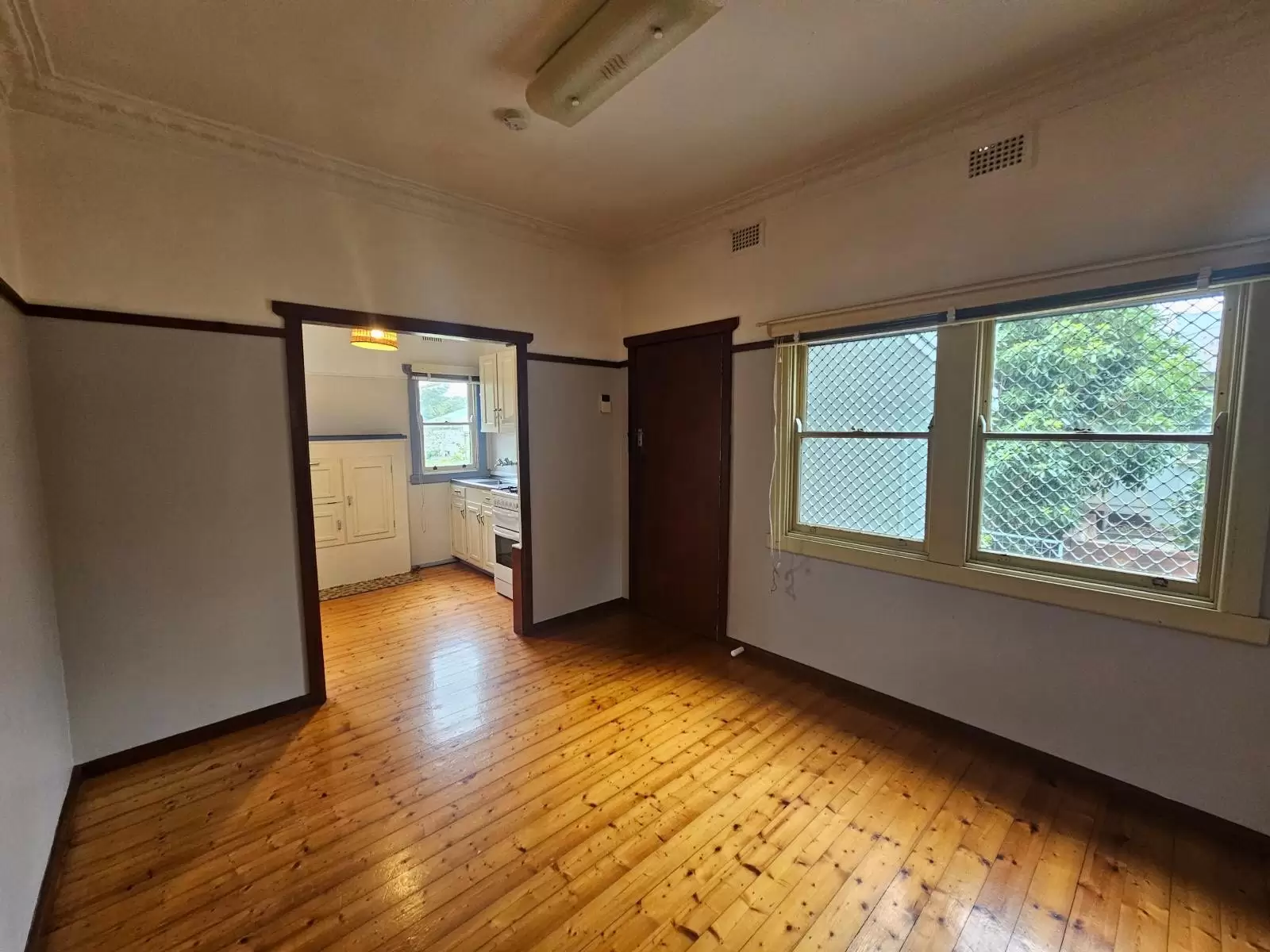 117 Osborne Street, Nowra Leased by Integrity Real Estate - image 2