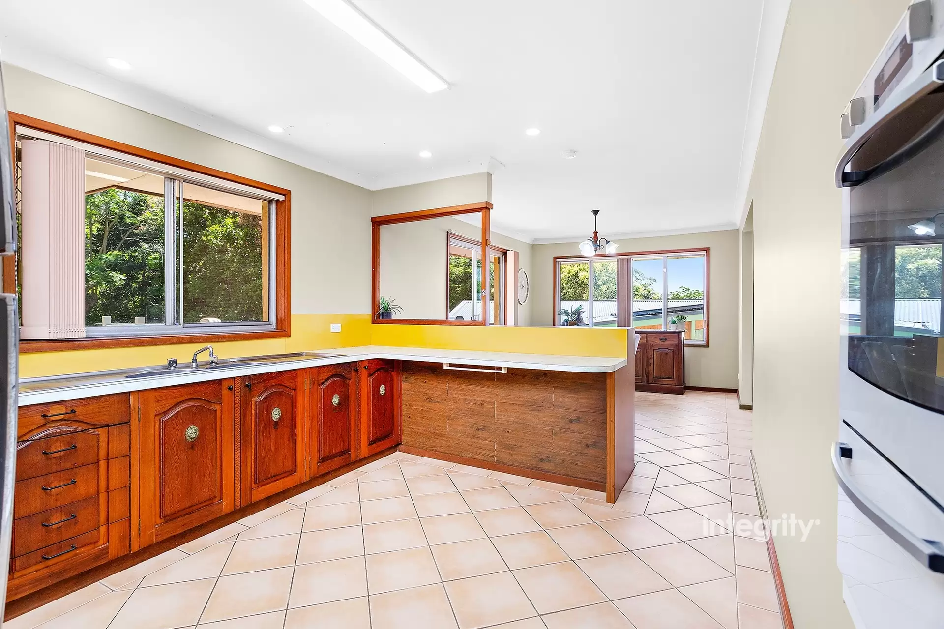 65 Birriley Street, Bomaderry Sold by Integrity Real Estate - image 6