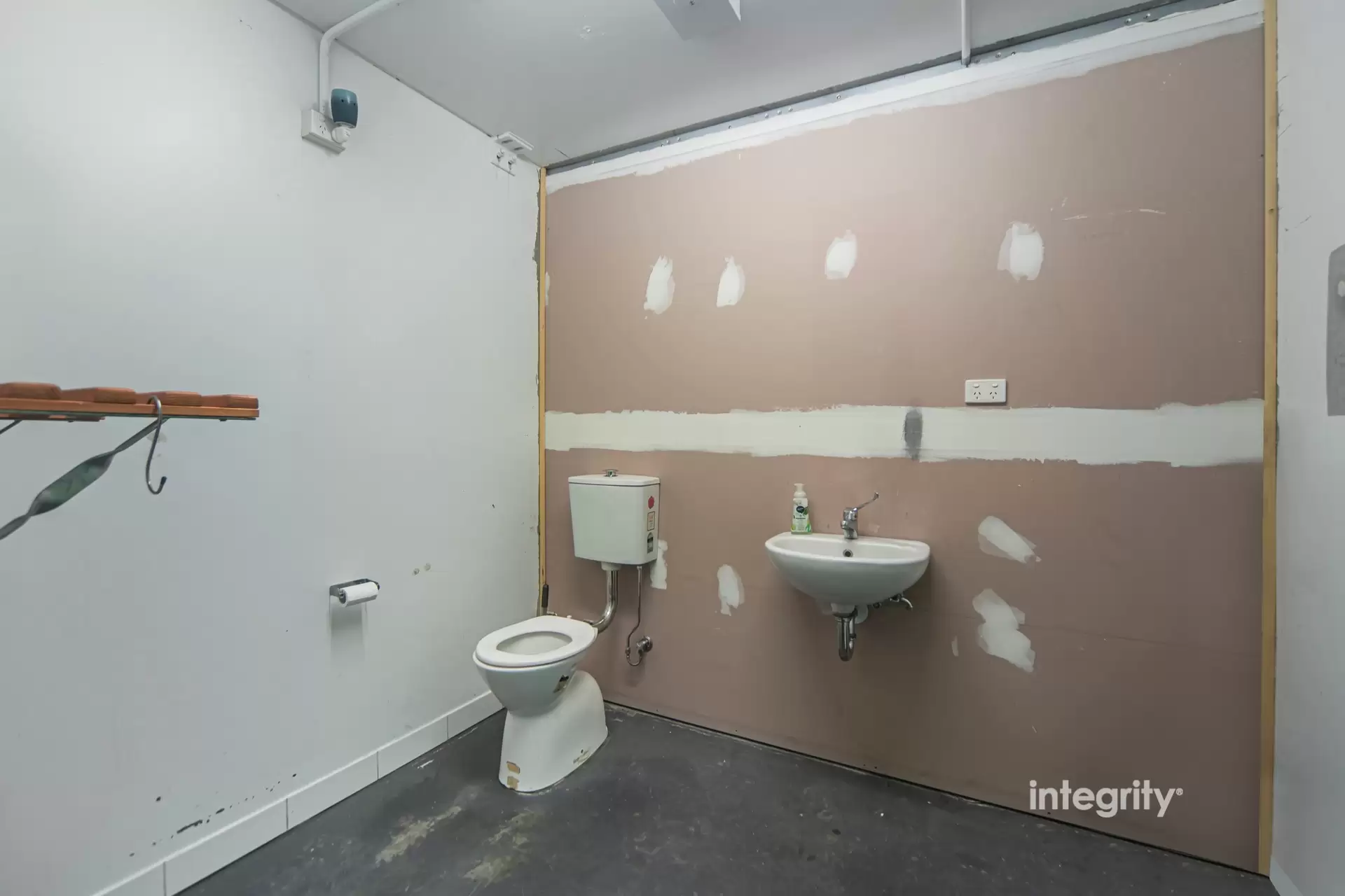 5/164c Princes Highway, South Nowra Sold by Integrity Real Estate - image 4