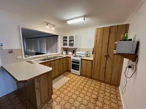 14 Bailey Avenue, Greenwell Point Leased by Integrity Real Estate - image 5