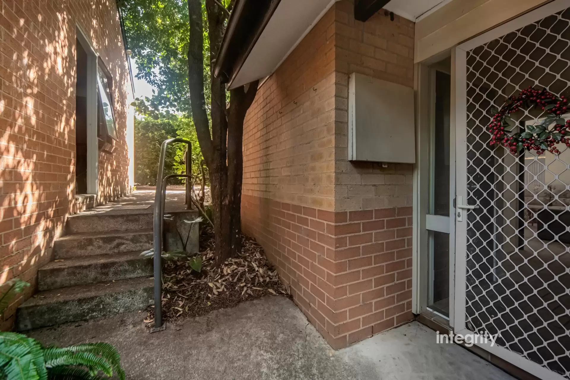 17/33 Lynburn Avenue, Bomaderry Sold by Integrity Real Estate