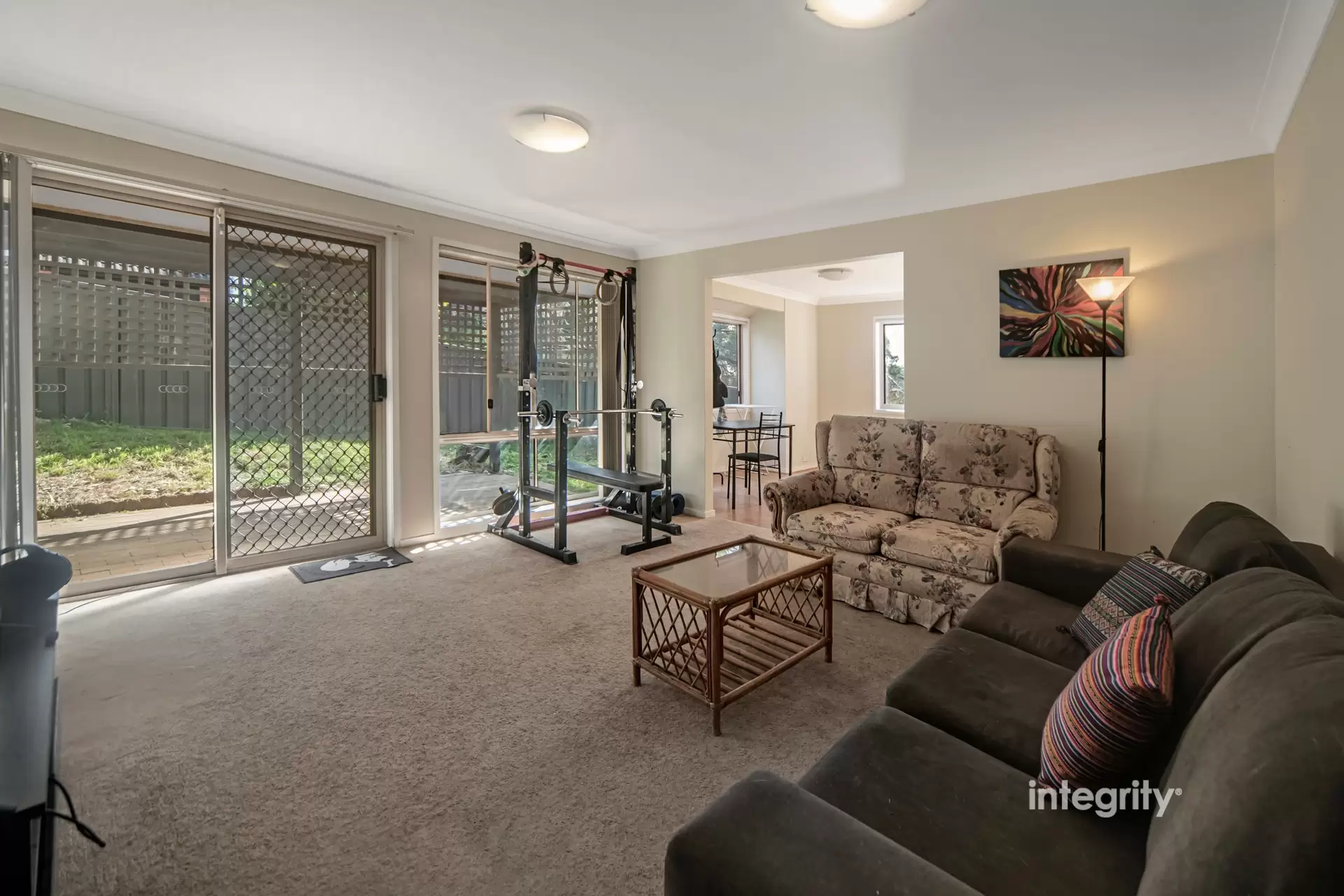 17/33 Lynburn Avenue, Bomaderry Sold by Integrity Real Estate - image 2