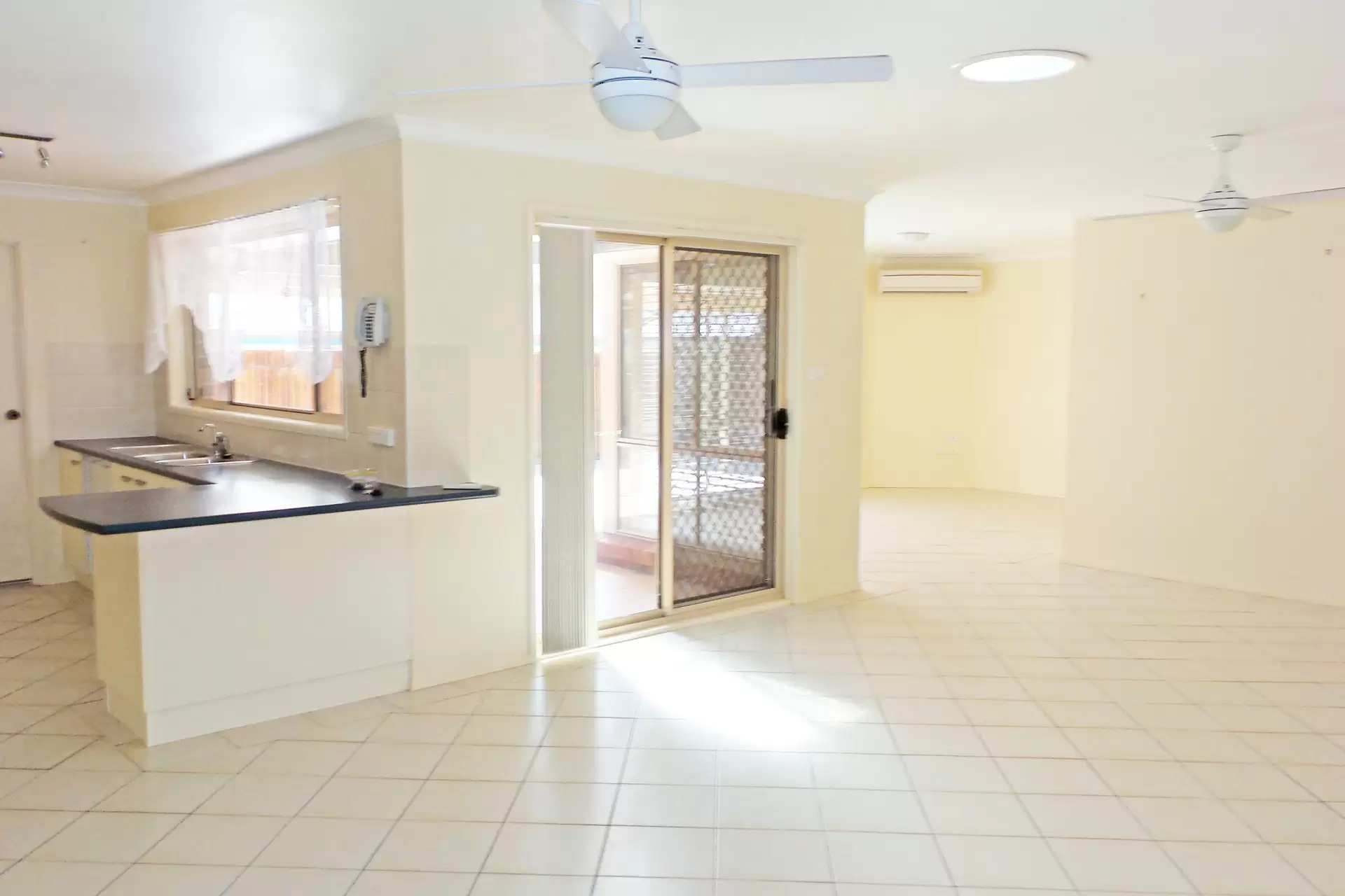 57 Burradoo Crescent, Nowra Leased by Integrity Real Estate - image 2