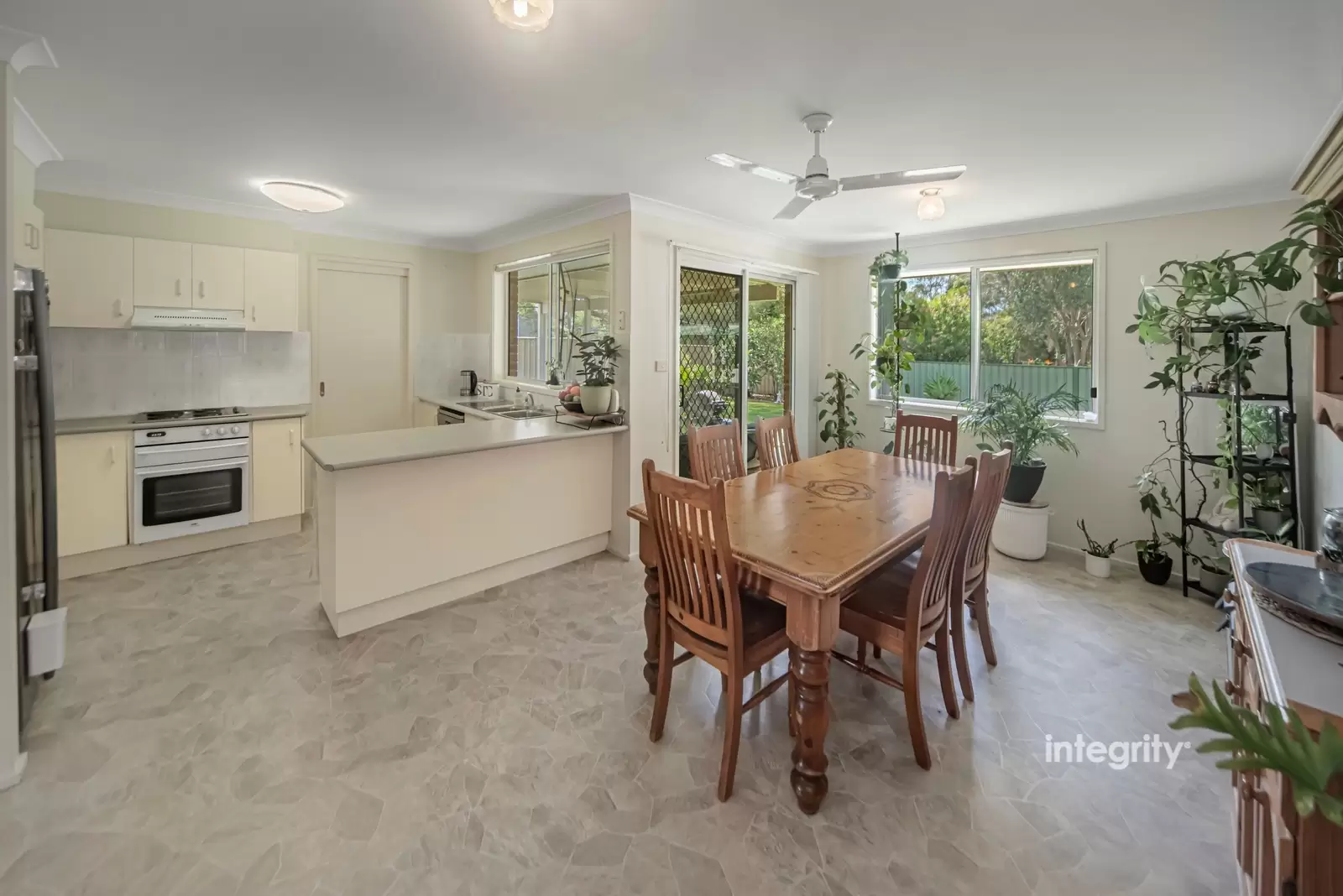 16 Forestpark Road, Worrigee Sold by Integrity Real Estate - image 2
