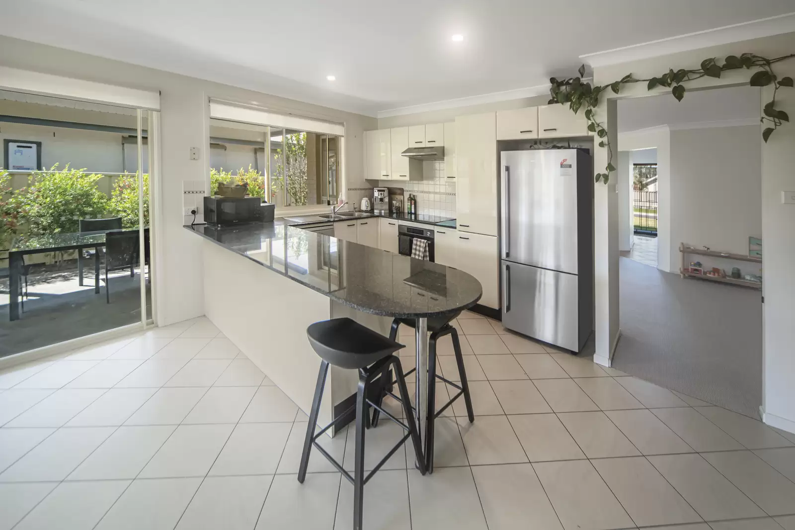 8 Emerald Drive, Meroo Meadow Leased by Integrity Real Estate - image 3