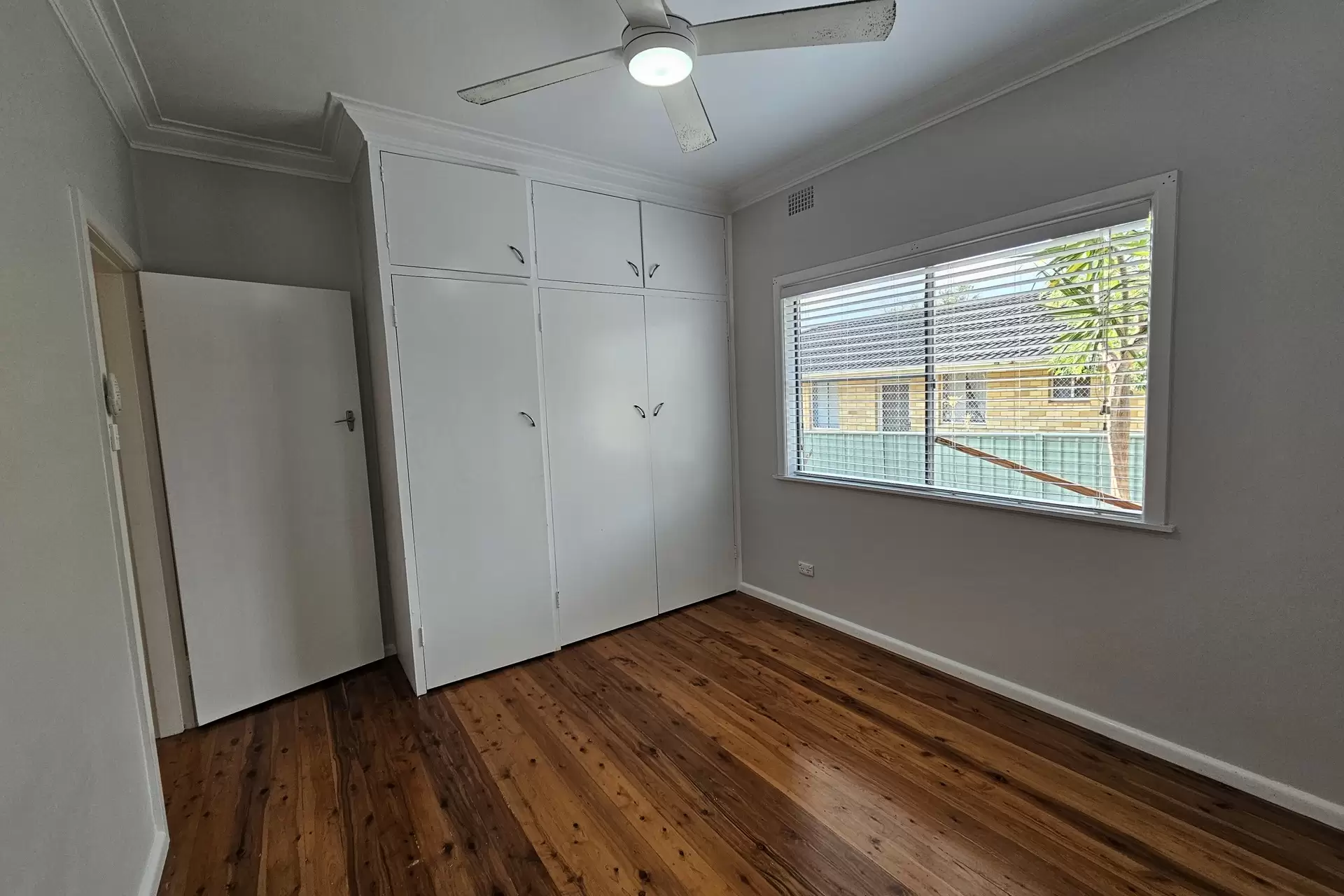 2/2 View Street, Nowra Leased by Integrity Real Estate - image 5