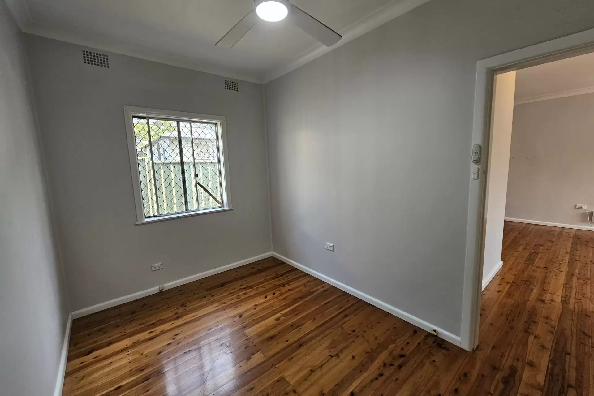 2/2 View Street, Nowra Leased by Integrity Real Estate - image 4