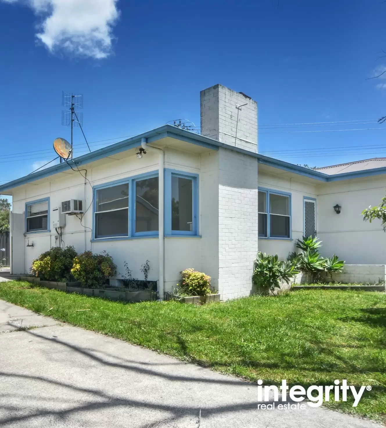 1/2A Ernest Street, Nowra Leased by Integrity Real Estate - image 1