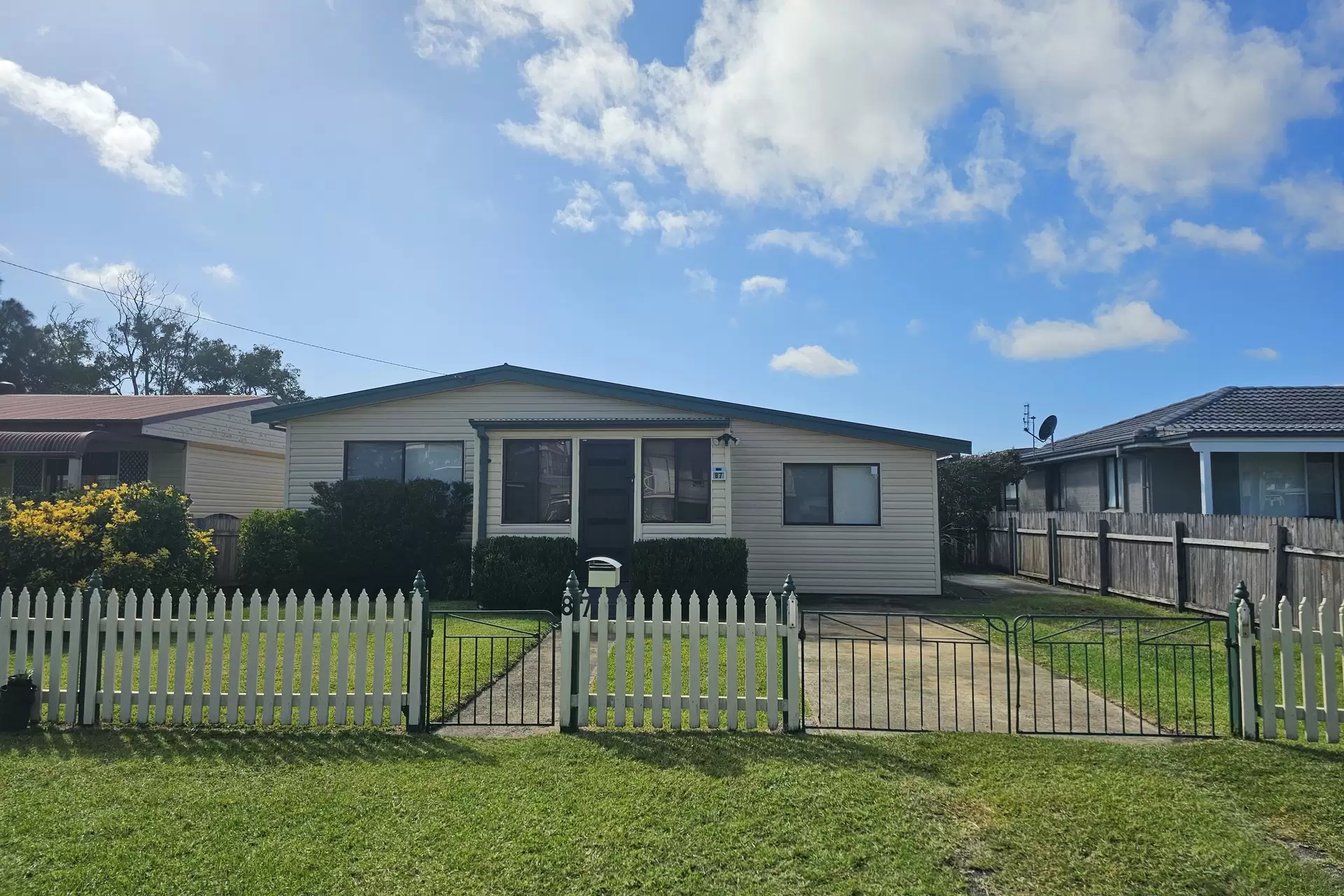 87 Comarong Street, Greenwell Point Leased by Integrity Real Estate - image 1