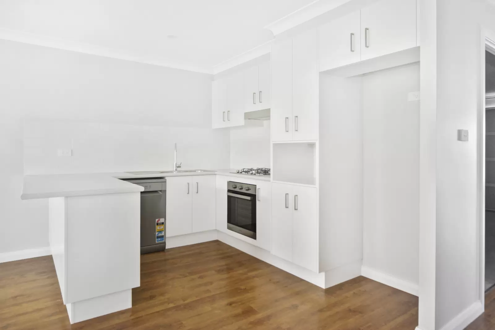 2/49 Killara Road, Nowra Leased by Integrity Real Estate - image 3
