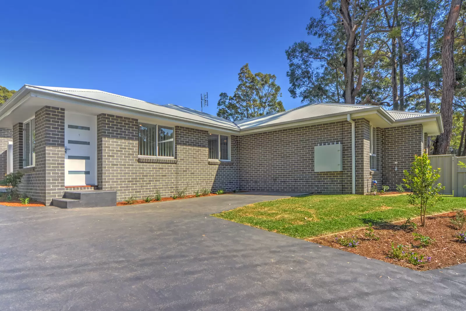 1/75 Albatross Road, Nowra Leased by Integrity Real Estate - image 1