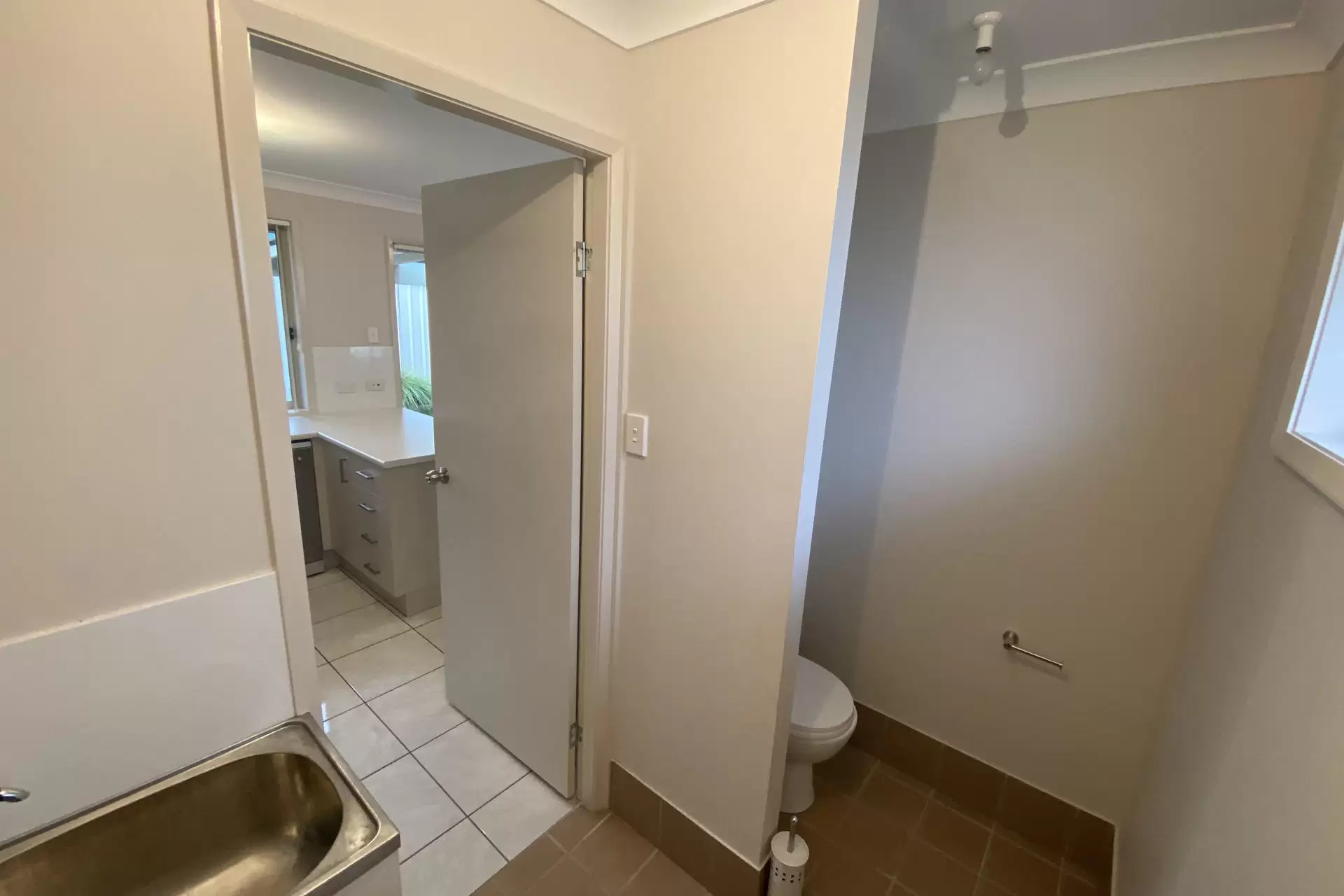 2/123A Meroo Road, Bomaderry Leased by Integrity Real Estate - image 9