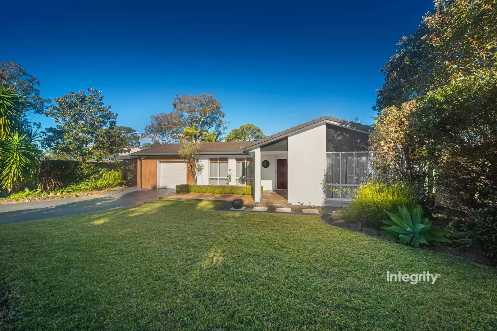 4 Lucas Street, North Nowra Sold by Integrity Real Estate - image 2