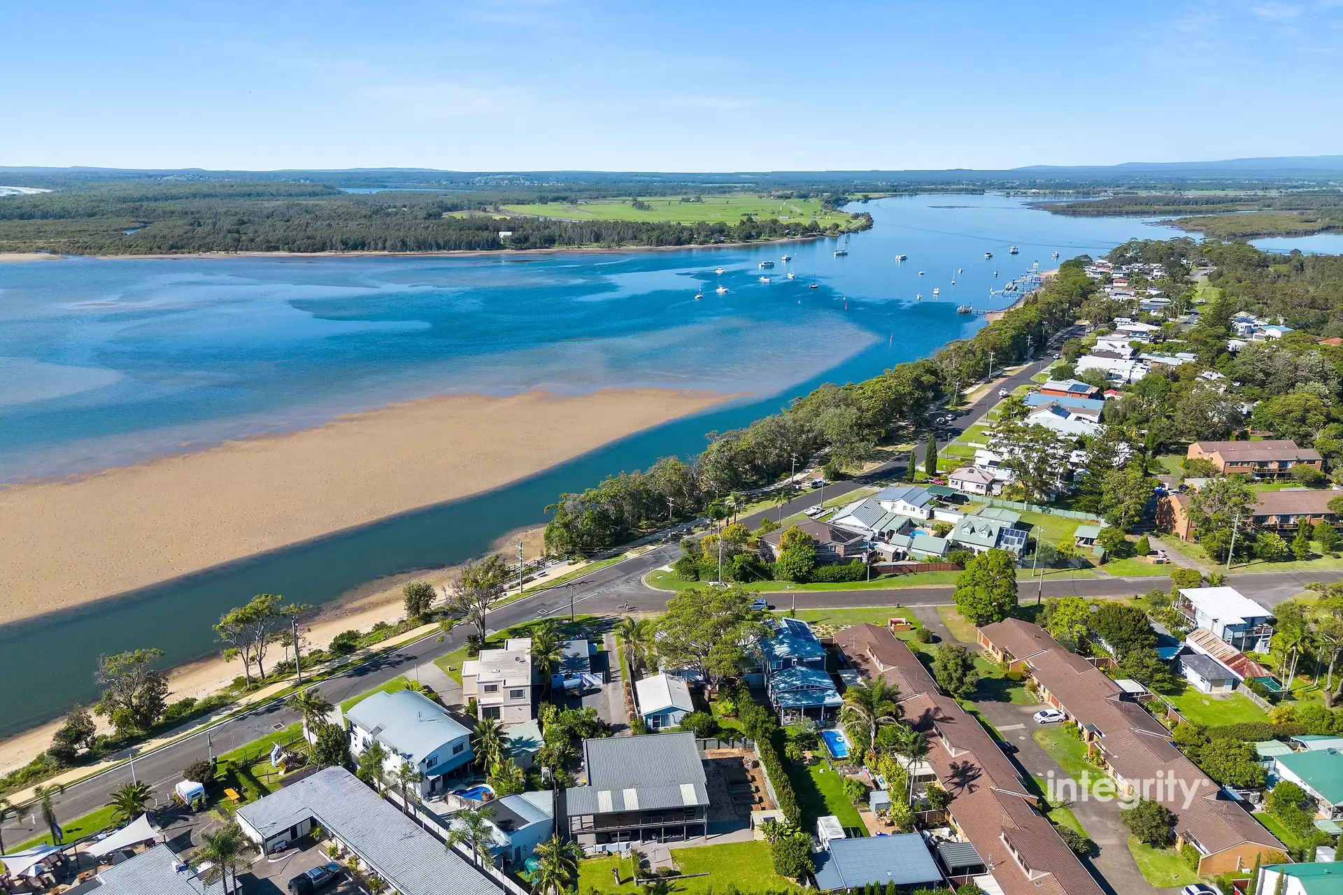 51 Renown Avenue, Shoalhaven Heads Sold by Integrity Real Estate - image 1