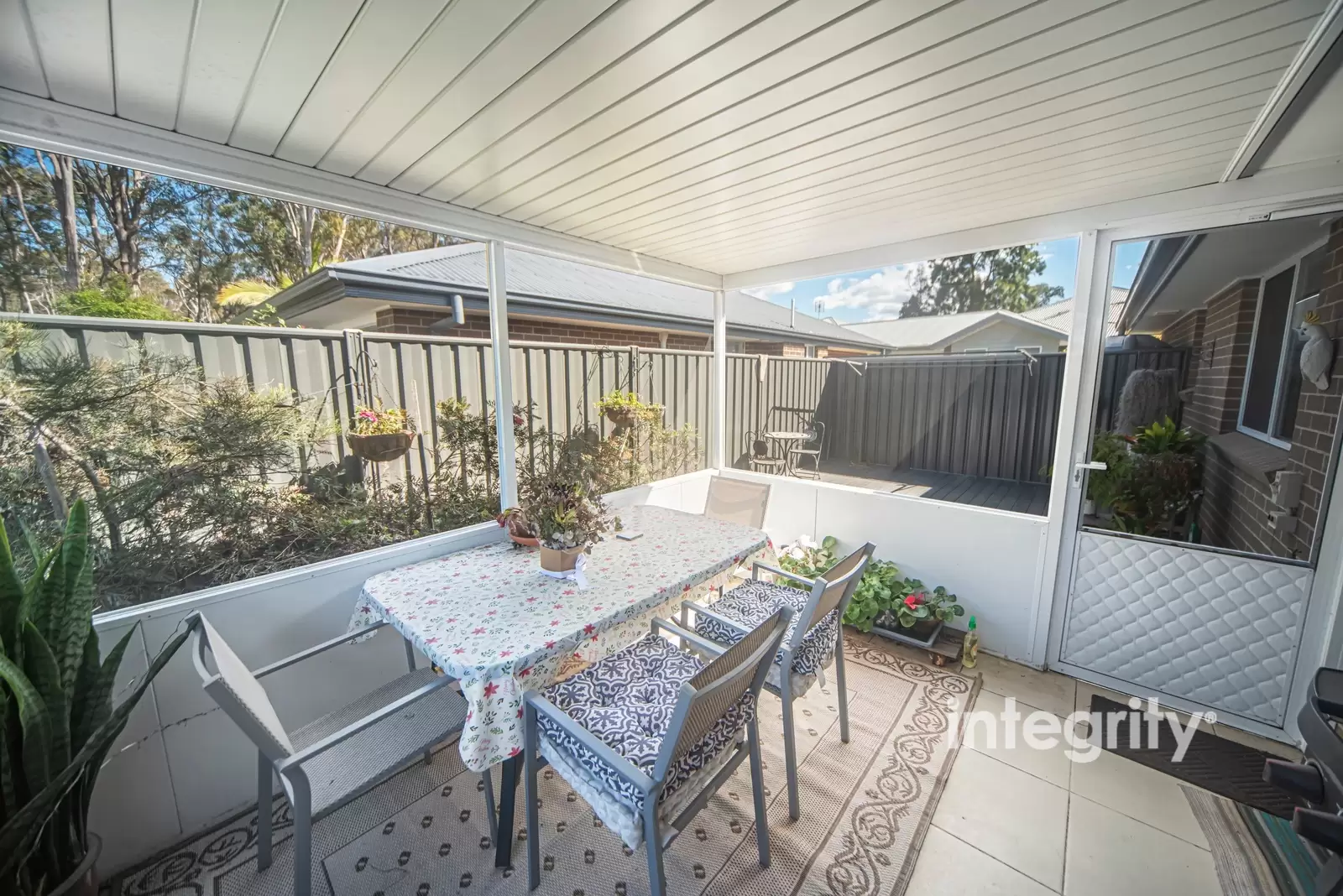 11/50 Isa Road, Worrigee Sold by Integrity Real Estate