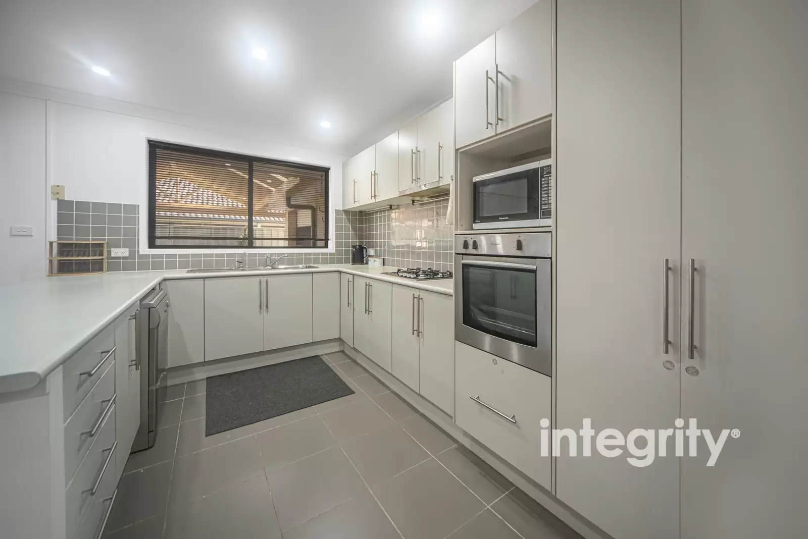 219 Old Southern Road, South Nowra Sold by Integrity Real Estate - image 3