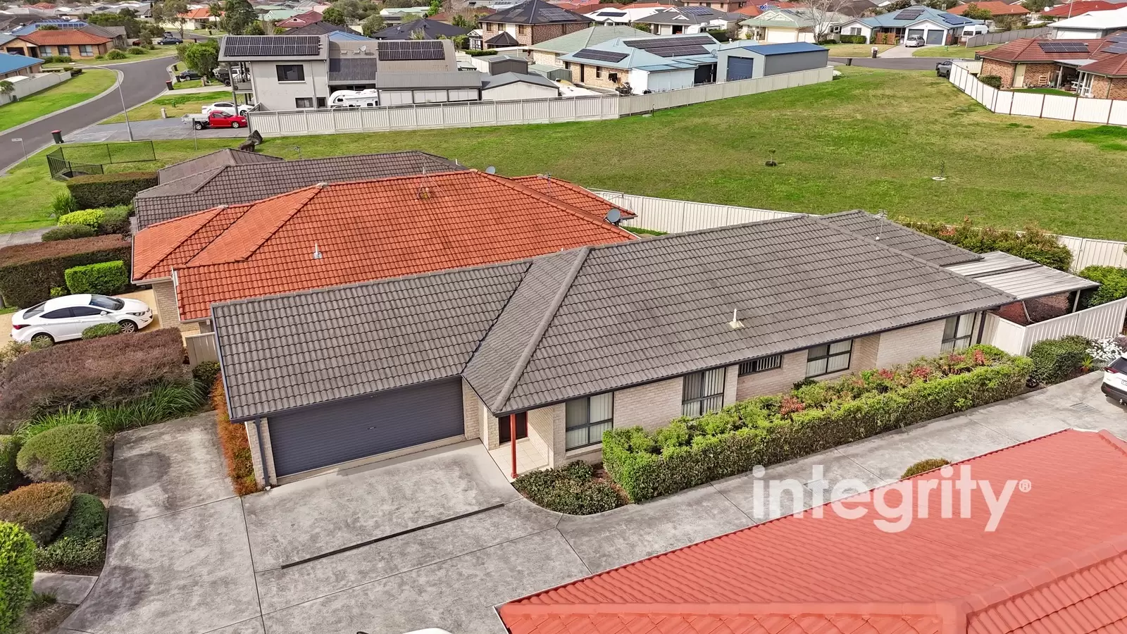 3/30 Sophia Road, Worrigee Sold by Integrity Real Estate - image 2