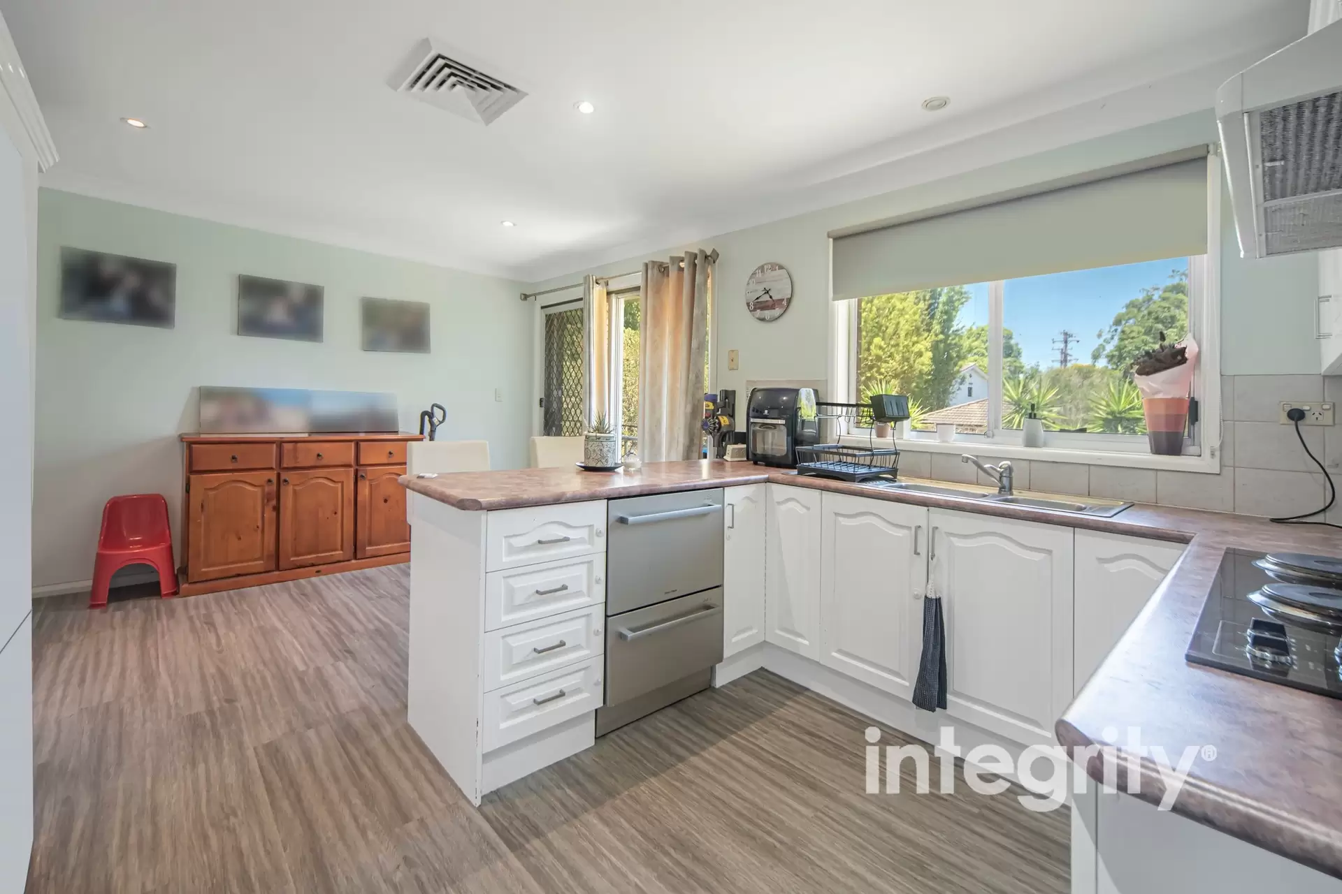 14 Salisbury Drive, Nowra Sold by Integrity Real Estate - image 3