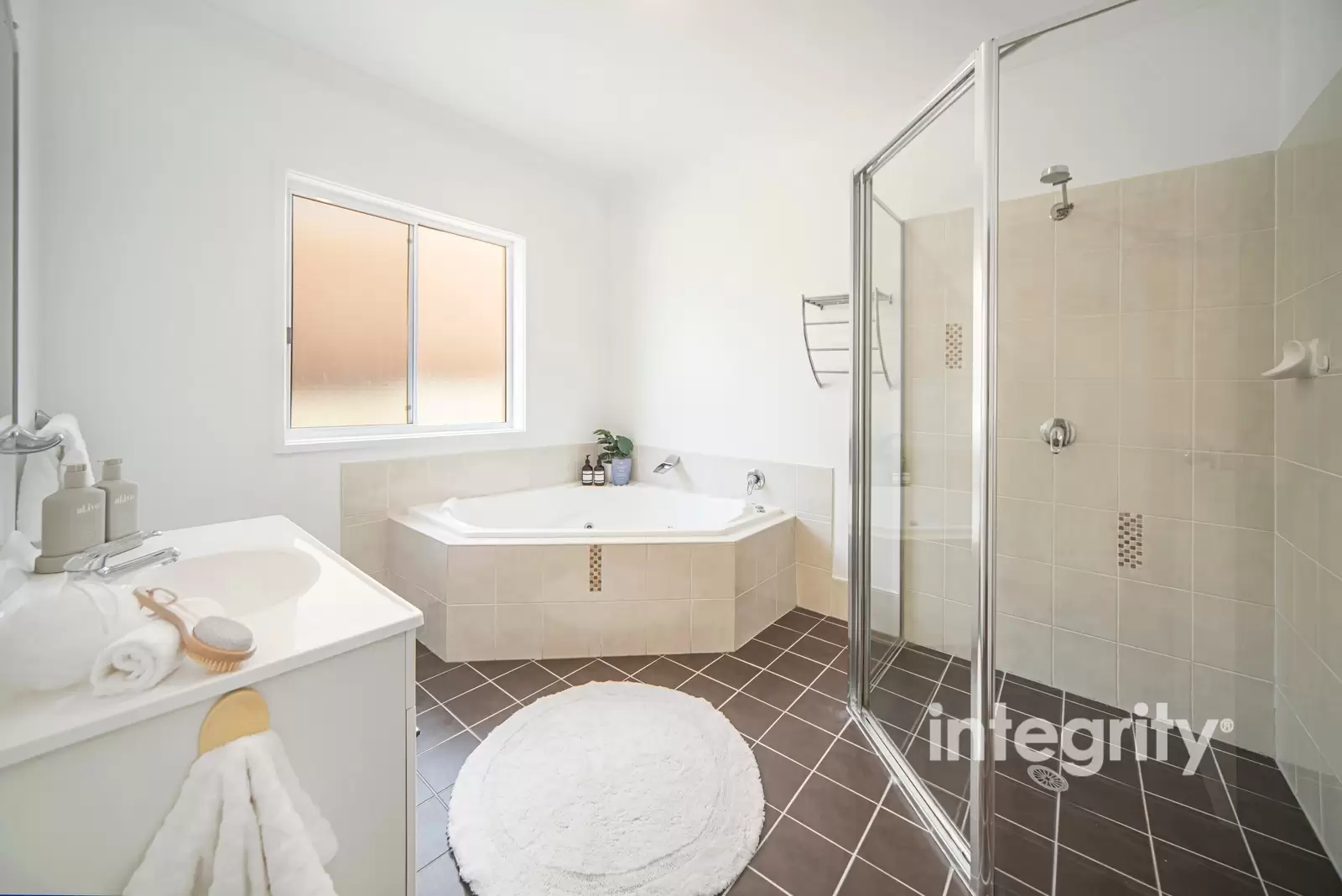 24 Gumnut Way, North Nowra Sold by Integrity Real Estate - image 10
