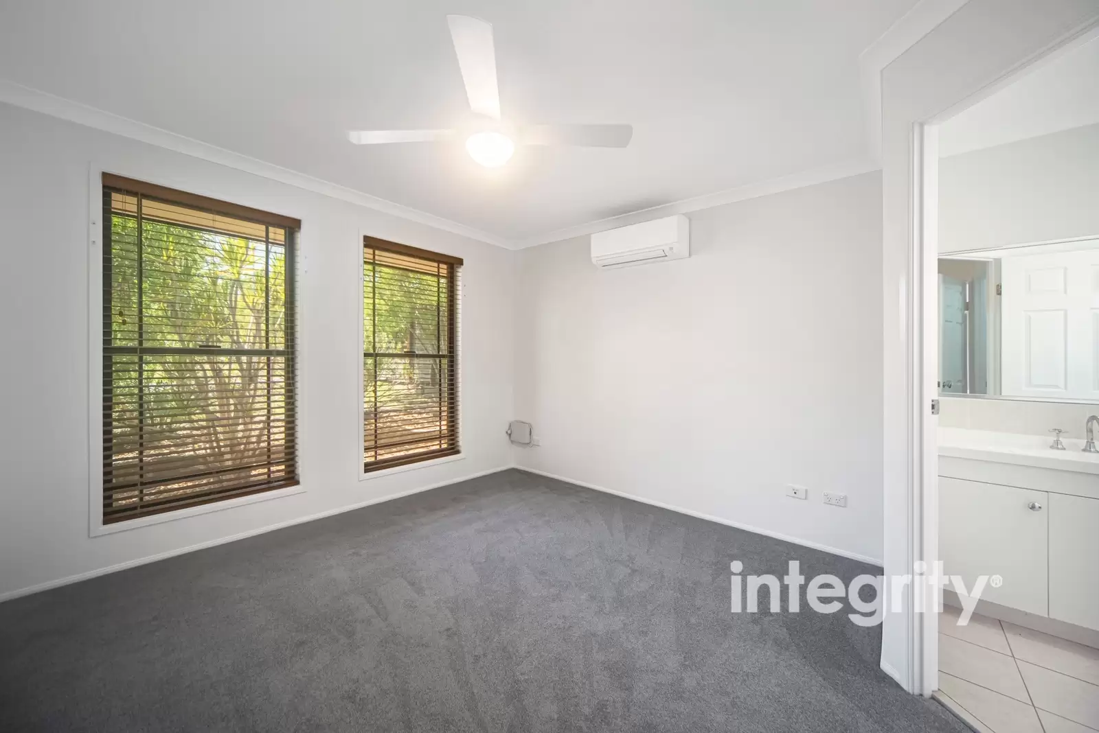 10 Freesia Crescent, Bomaderry Sold by Integrity Real Estate - image 6