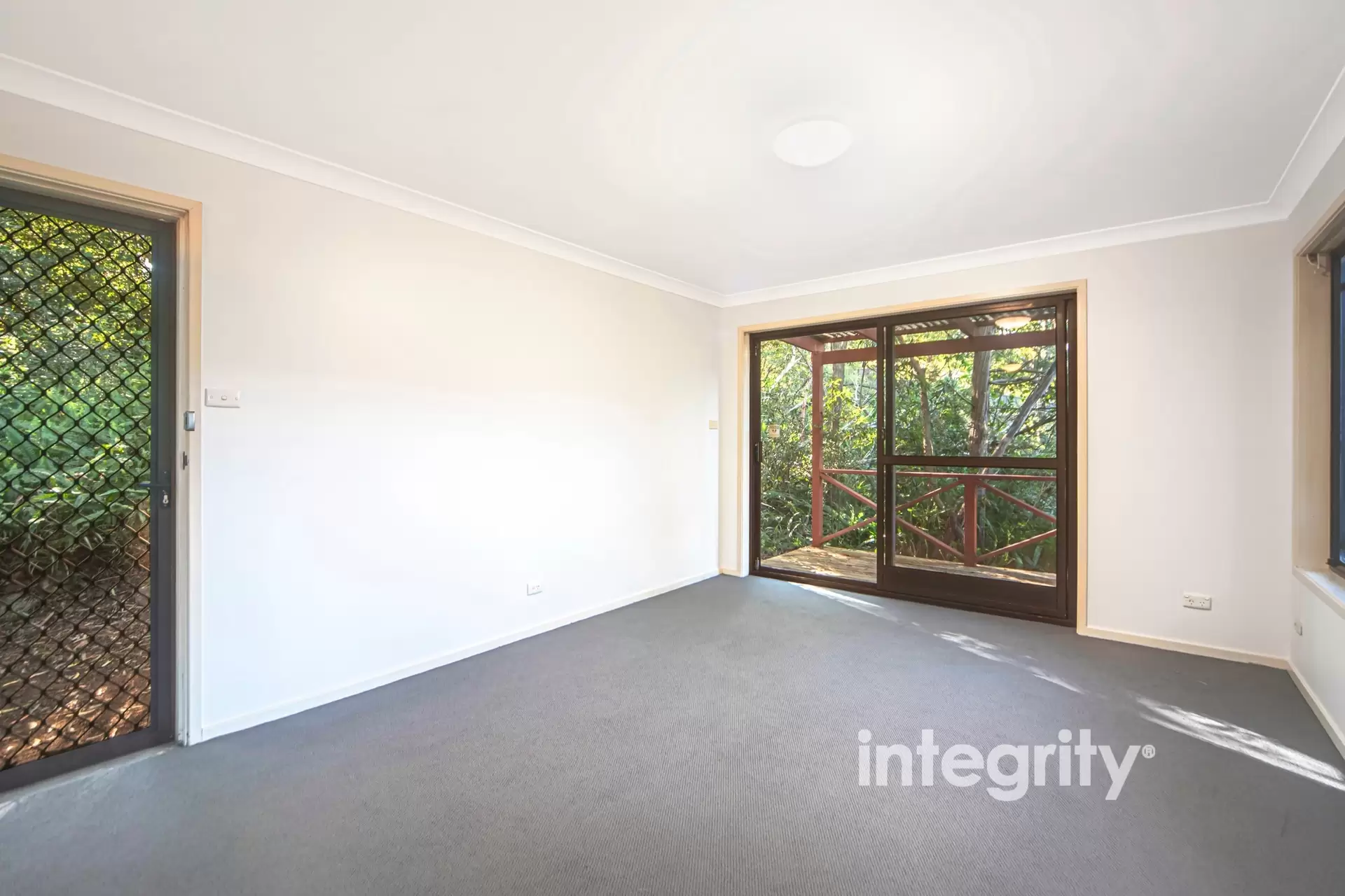 5/76-80 Brinawarr Street, Bomaderry Sold by Integrity Real Estate - image 2