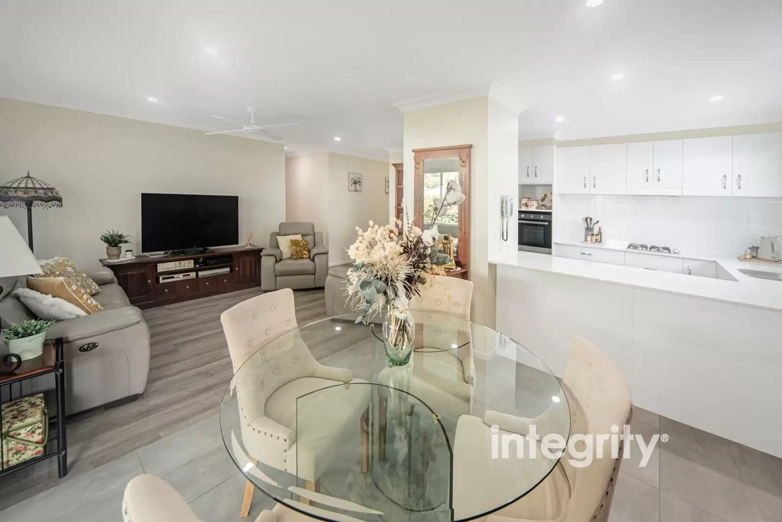 21/50 Isa Road, Worrigee Sold by Integrity Real Estate